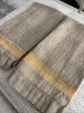 Tessitura Pardi 100% Rustica Linen Hand/Guest Towels- Gold Accent - Pair
